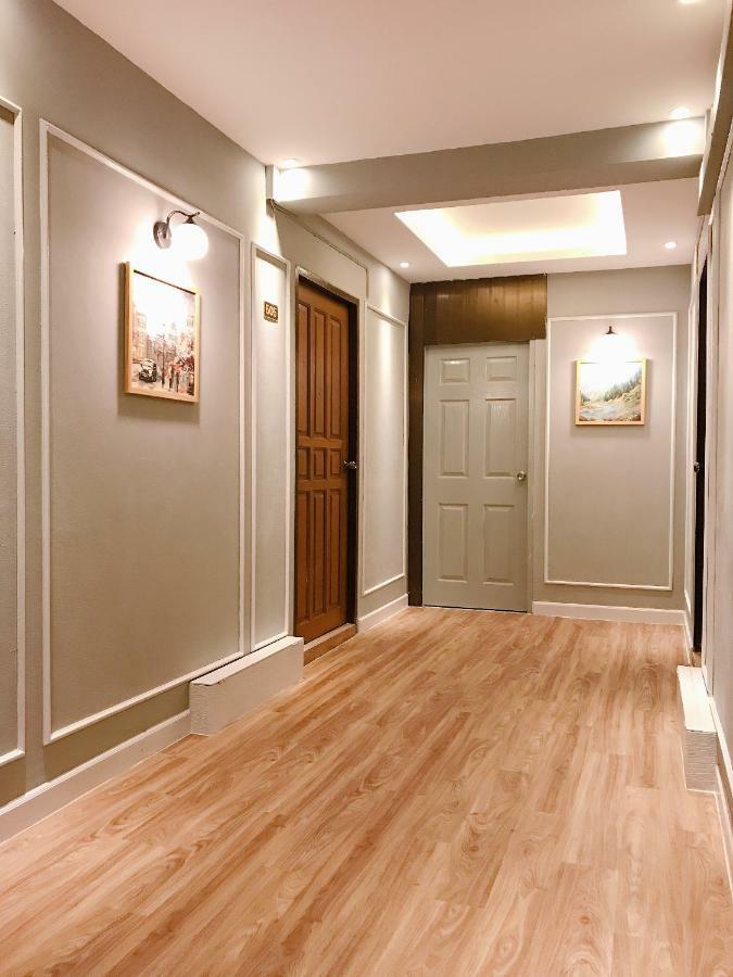 Penyos Service Apartment Banguecoque Exterior foto