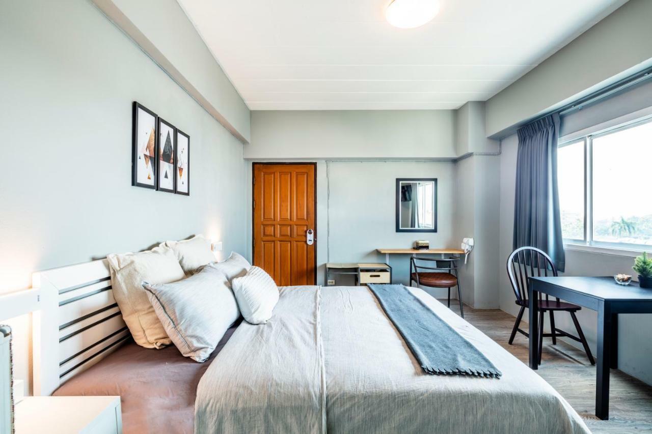Penyos Service Apartment Banguecoque Exterior foto